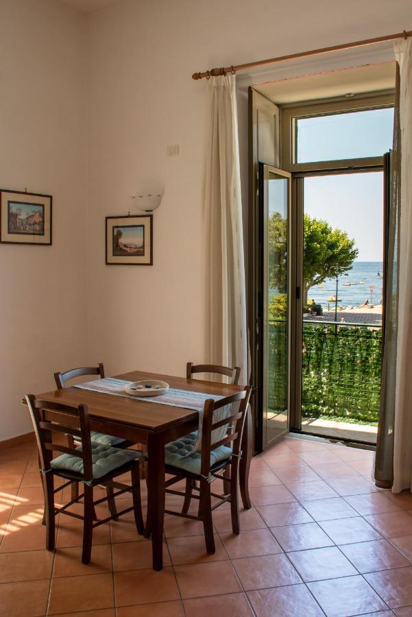 Uno Sguardo Sul Mare Villa Maiori Eksteriør billede